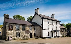 Y Talbot Tregaron 4*